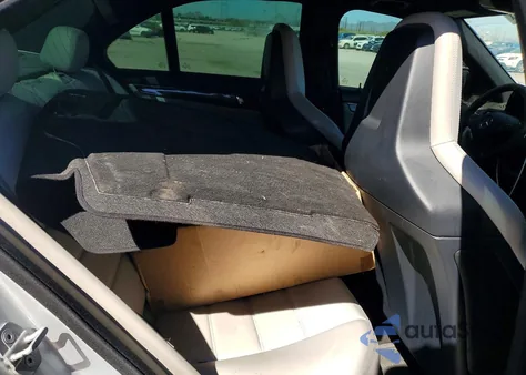 2009 Mercedes-Benz C 63 Amg from USA, damaged, VIN WDDGF77X99F214624